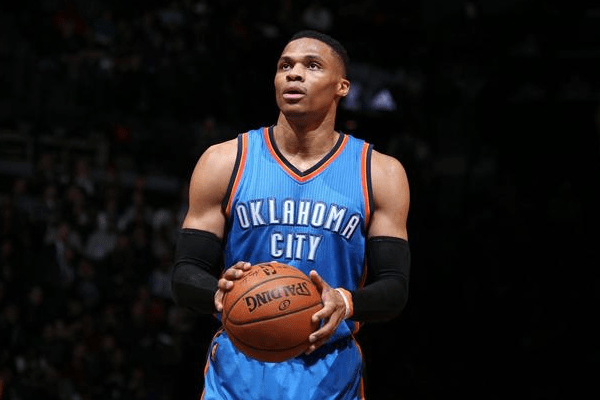 出强劲的竞 出强劲的竞