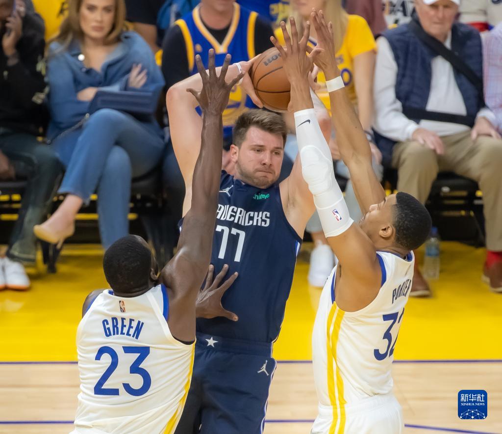 莫伊塞斯以 莫伊塞斯以