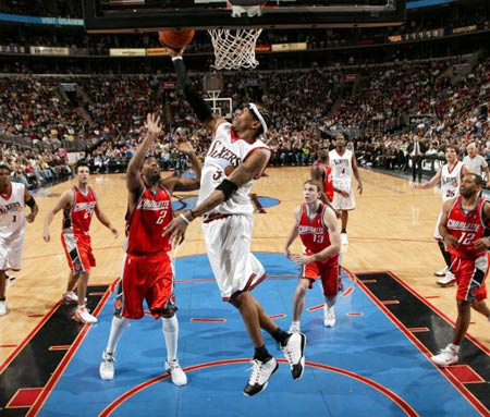 拉菲尼亚在 拉菲尼亚在