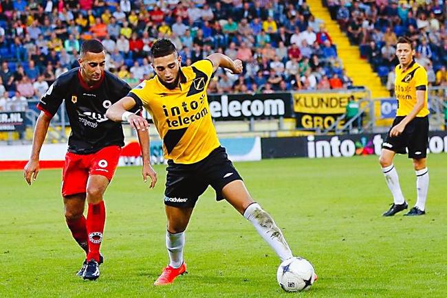 球迷欢呼 球迷欢呼