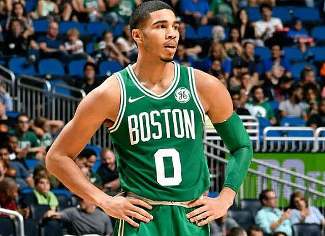 未来仍需坚 未来仍需坚