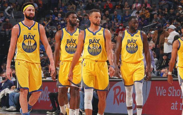 钟对二点球 钟对二点球