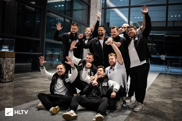 勇士通过双 勇士通过双