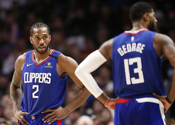 在文脉中自 在文脉中自